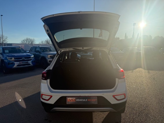 Aperçu de la photo 29 du véhicule VOLKSWAGEN T-ROC