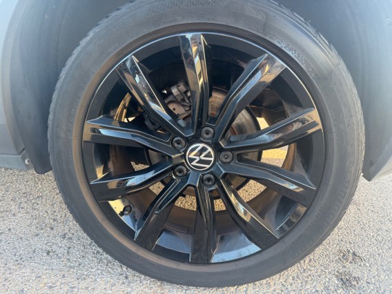 Aperçu de la photo 31 du véhicule VOLKSWAGEN T-ROC