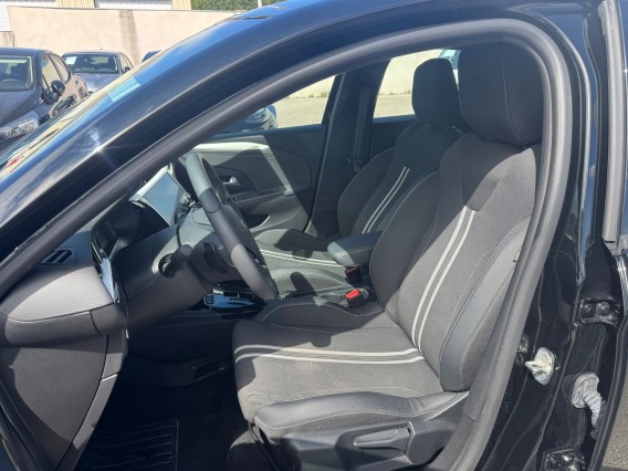 Aperçu de la photo 19 du véhicule OPEL CORSA