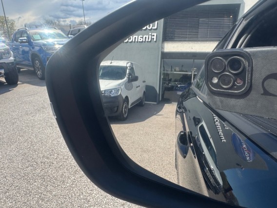 Aperçu de la photo 21 du véhicule OPEL CORSA