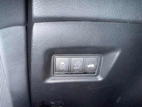 Aperçu de la photo 18 du véhicule INFINITI Q50