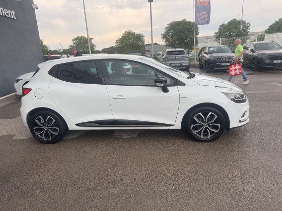 Aperçu de la photo 5 du véhicule RENAULT CLIO IV