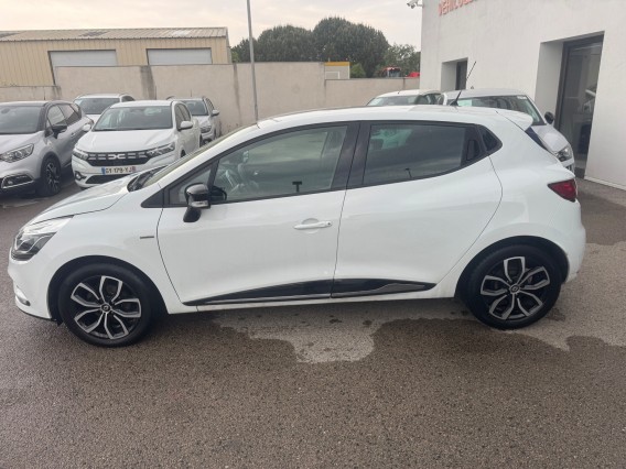 Aperçu de la photo 9 du véhicule RENAULT CLIO IV