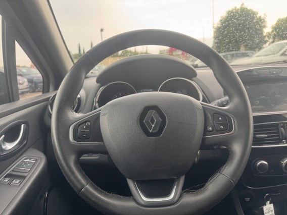 Aperçu de la photo 11 du véhicule RENAULT CLIO IV