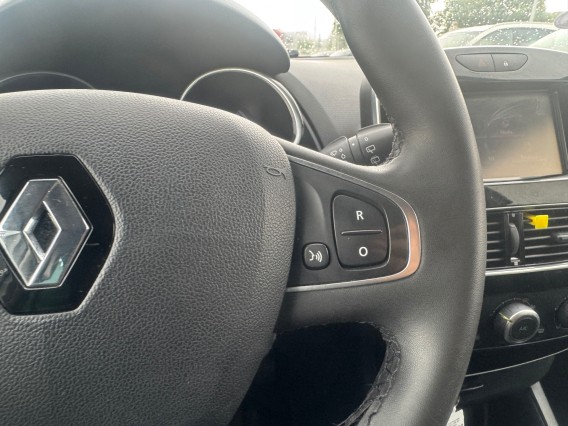 Aperçu de la photo 13 du véhicule RENAULT CLIO IV