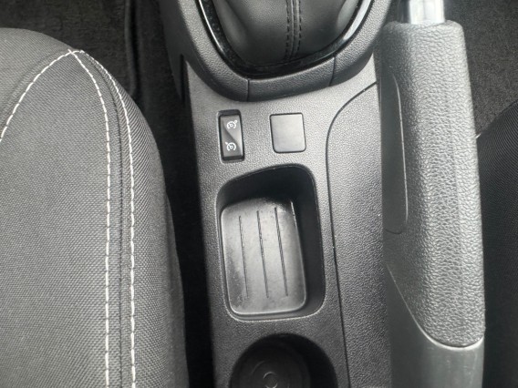 Aperçu de la photo 19 du véhicule RENAULT CLIO IV