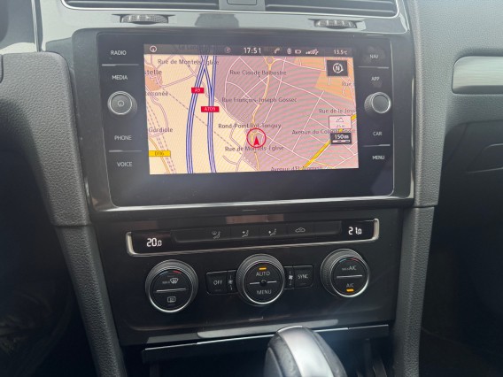 Aperçu de la photo 14 du véhicule VOLKSWAGEN GOLF