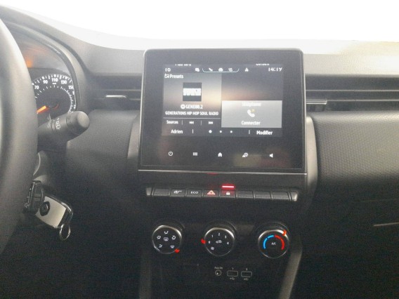 Aperçu de la photo 11 du véhicule RENAULT CLIO V