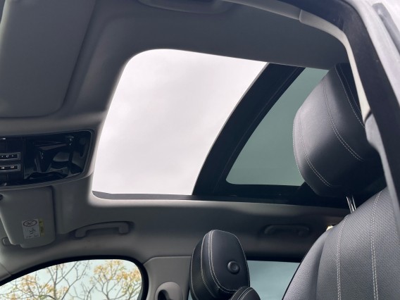 Aperçu de la photo 29 du véhicule LAND-ROVER RANGE ROVER VELAR