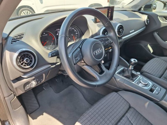 Aperçu de la photo 14 du véhicule AUDI A3 SPORTBACK