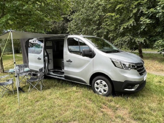 Aperçu de la photo 8 du véhicule RENAULT TRAFIC FOURGON