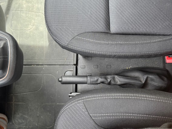 Aperçu de la photo 15 du véhicule RENAULT TRAFIC FOURGON