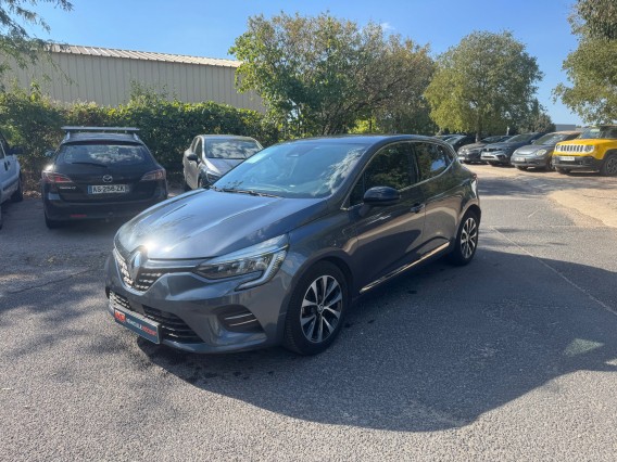 Aperçu de la photo 2 du véhicule RENAULT CLIO V