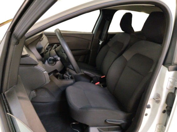 Aperçu de la photo 3 du véhicule DACIA SANDERO